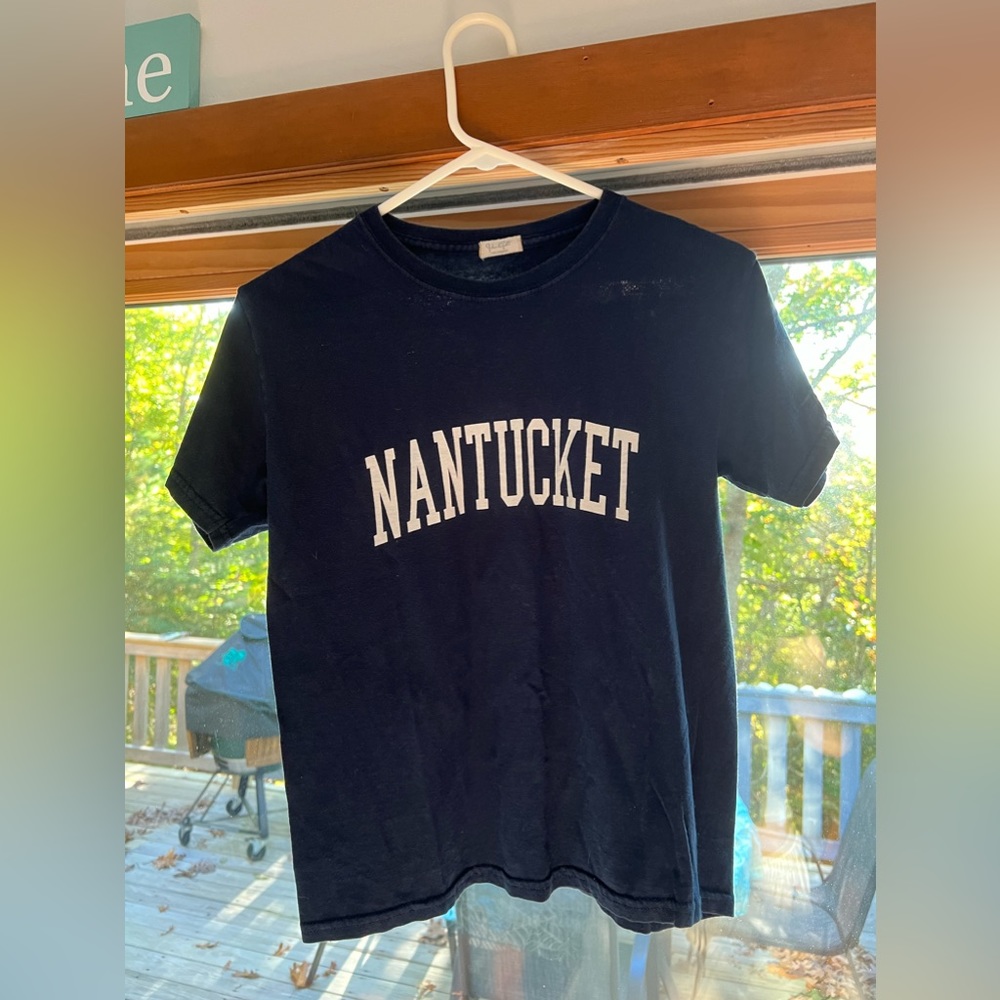 brandy melville nantucket tee